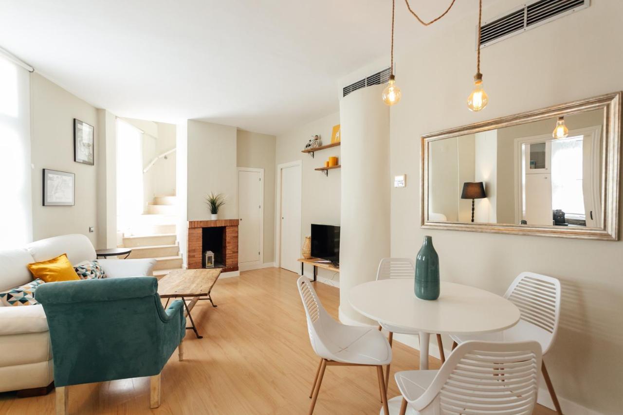 Appartamento Alohamundi Duplex Alameda Siviglia Esterno foto